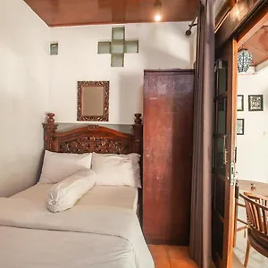 Taksu Bali 2* Kuta (Bali)
